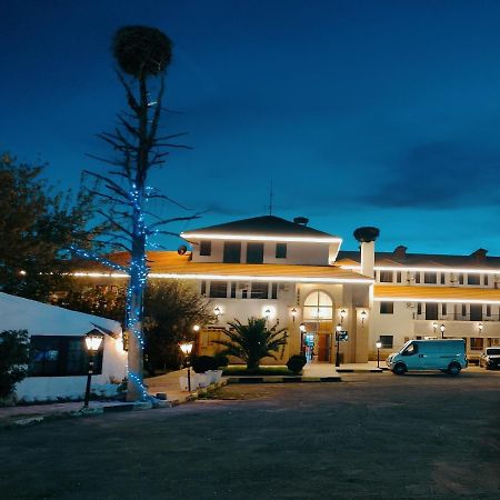 Hotel Amrouss Touristic Darmaroc Azrou Exterior foto