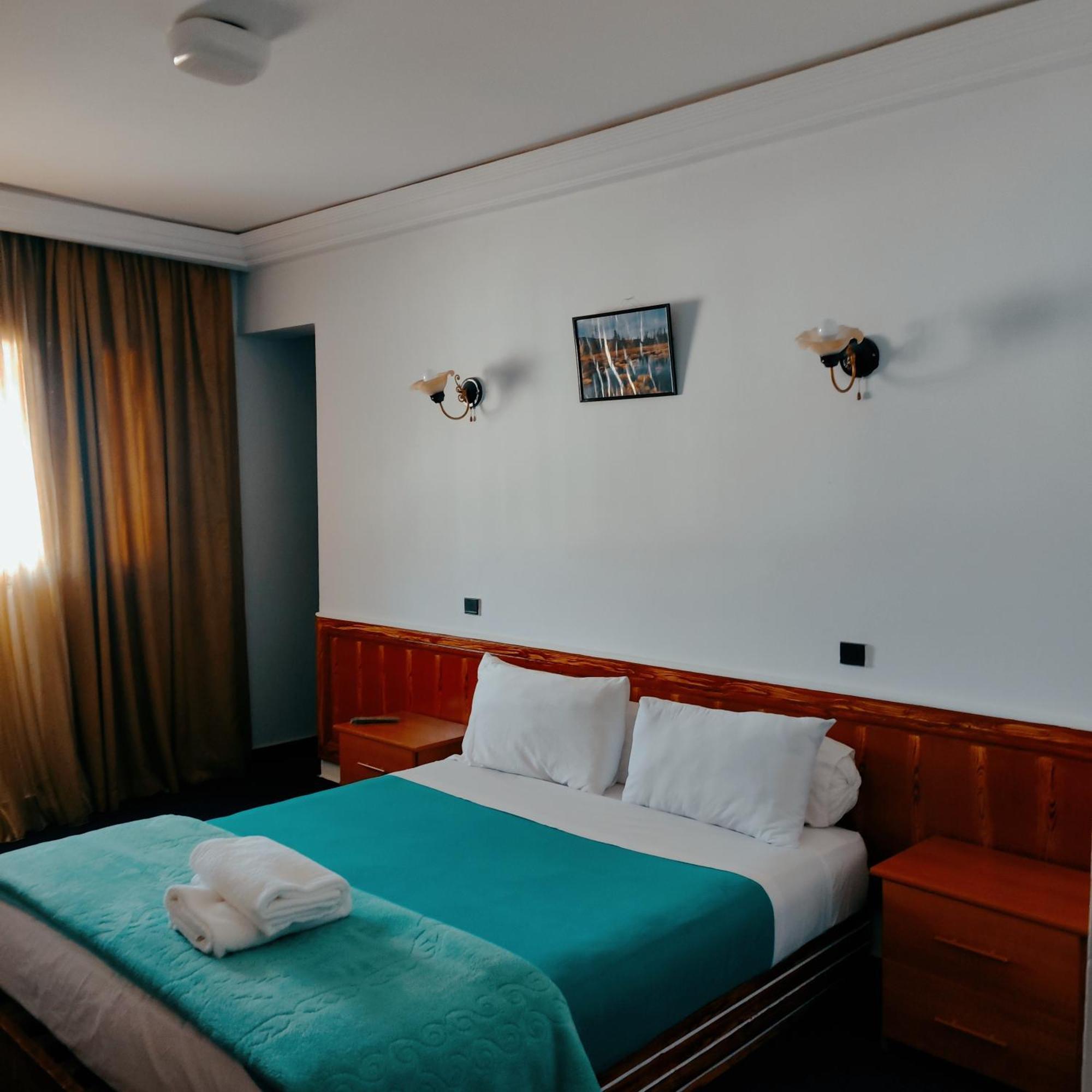 Hotel Amrouss Touristic Darmaroc Azrou Exterior foto